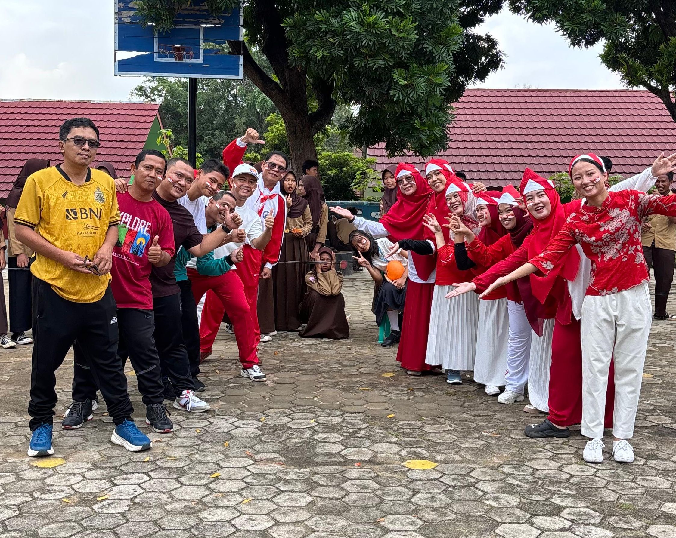 Deskripsi Gambar